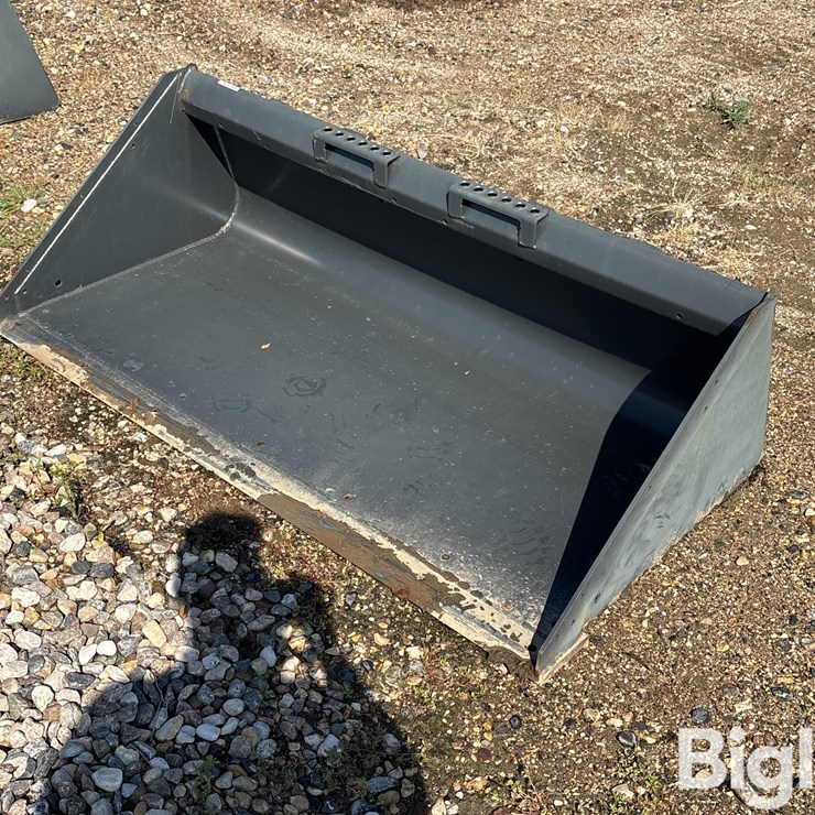 Bobcat 68” Heavy Duty Skid Steer Bucket