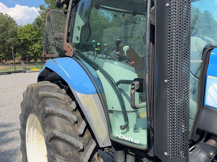 new-holland-t6020-image-13