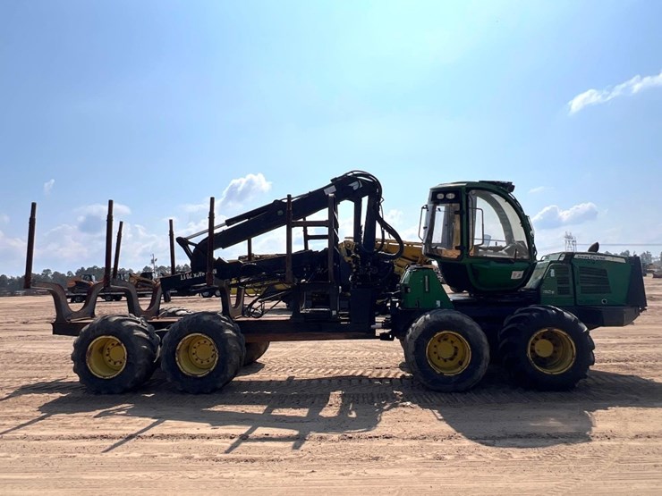 2010-deere-1110e-image-4