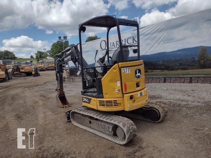 2021-deere-26g-image-32