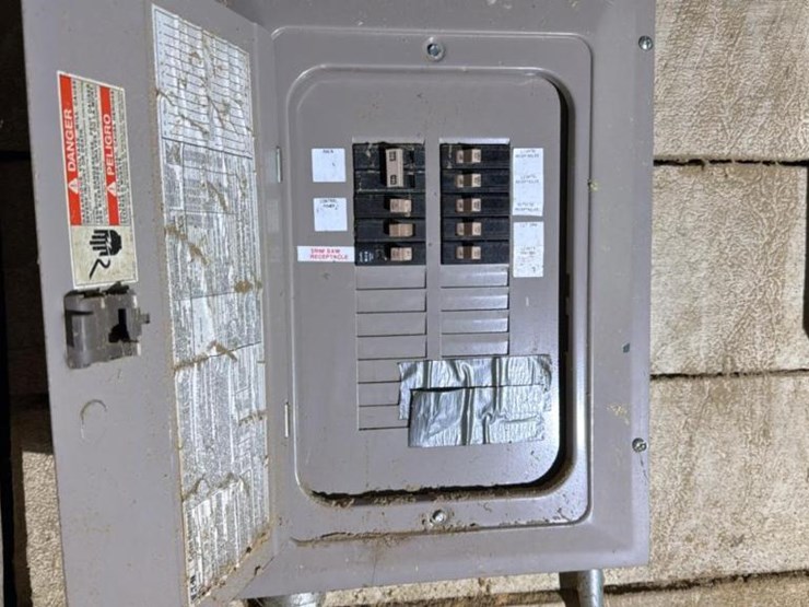 #146-•-electrical-control-center-image-12