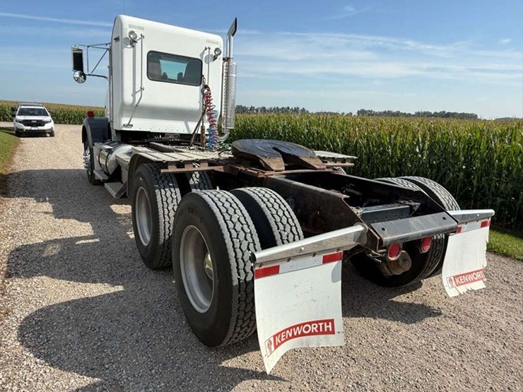 2007-kenworth-t800-image-12
