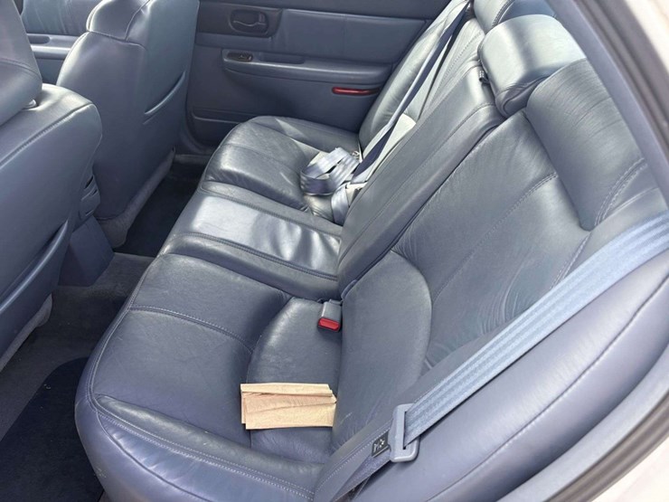 1999-buick-regal-ls-4-door,-3.8l-v6,-215/70r15-tires-on-alloy-wheels,-leather,-power-driver-seat,-am-image-23