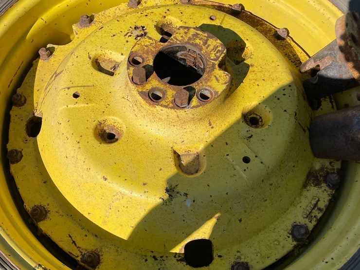 2-20.8-38-tractor-tires-image-6