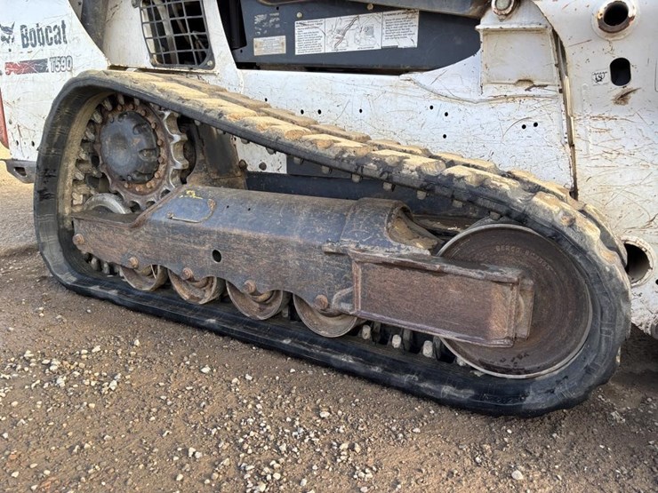 2016-bobcat-t590-image-17