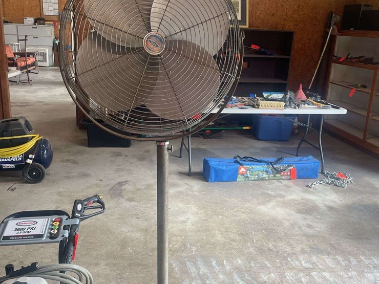 windmaker-pedestal-fan-image-1