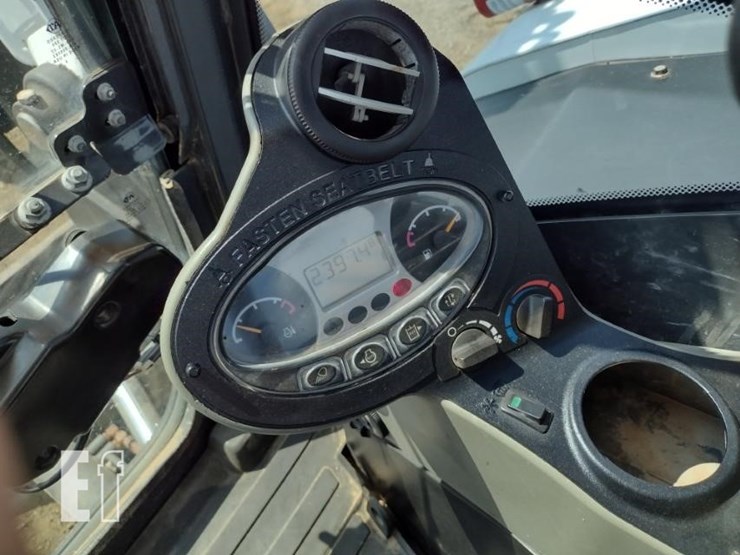 2018-bobcat-e85-image-8