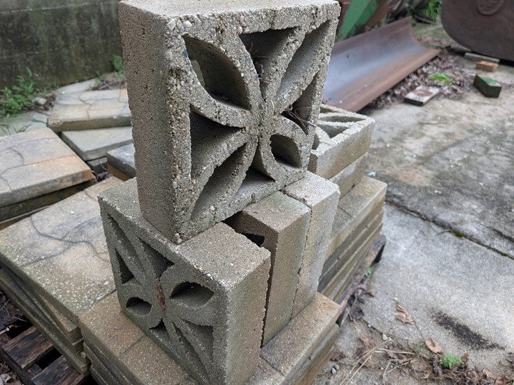 #2992-•-concrete-pavers-image-3