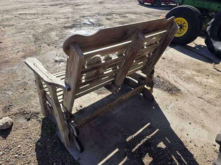 wooden-rocking-bench-image-3