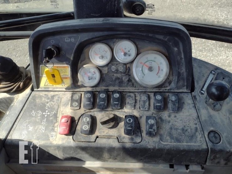 2011-caterpillar-420e-it-image-7