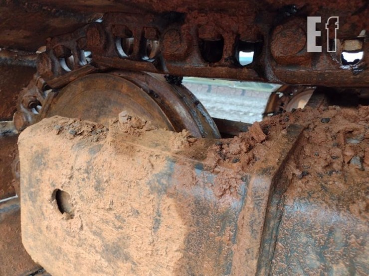2017-komatsu-pc240-lc-11-image-38