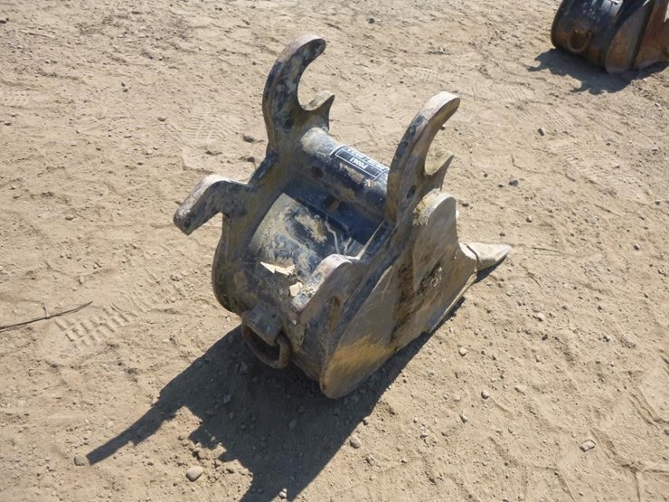 john-deere-10-image-3