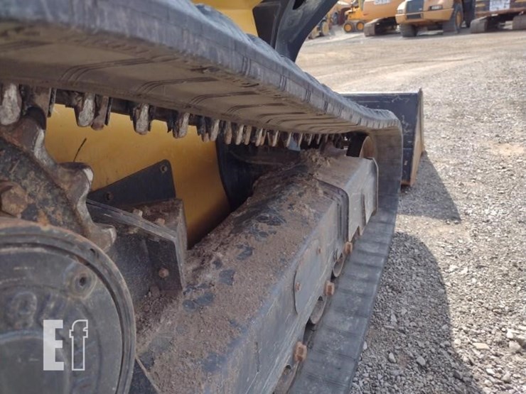 2022-deere-333g-image-30