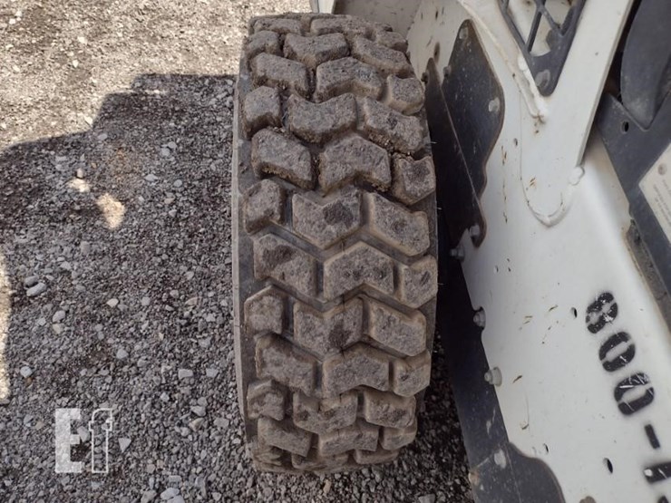 2017-bobcat-s570-image-23