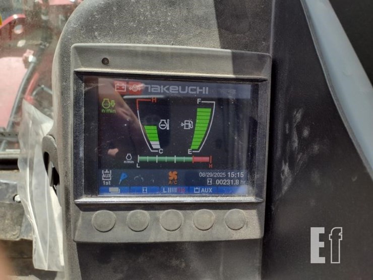 2023-takeuchi-tb280fr-image-7