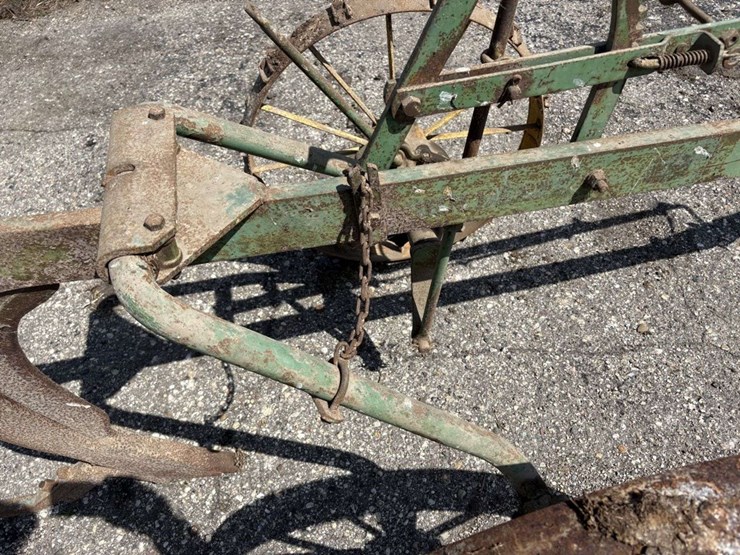 john-deere-single-shank-subsoiler,-on-steel,-clutch-lift-image-11