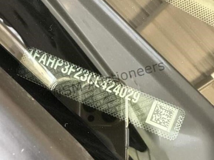 2012-ford-focus-se-sdn-image-13