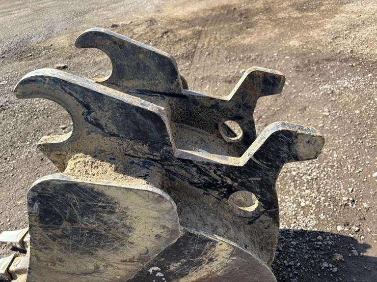 deere-60g-image-6