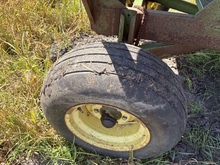john-deere-1065a-image-18