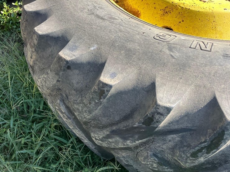 2-20.8-38-tractor-tires-image-2