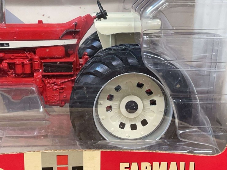 1/16-faramall-1206-40th-anniversary-nib-ertl-image-10
