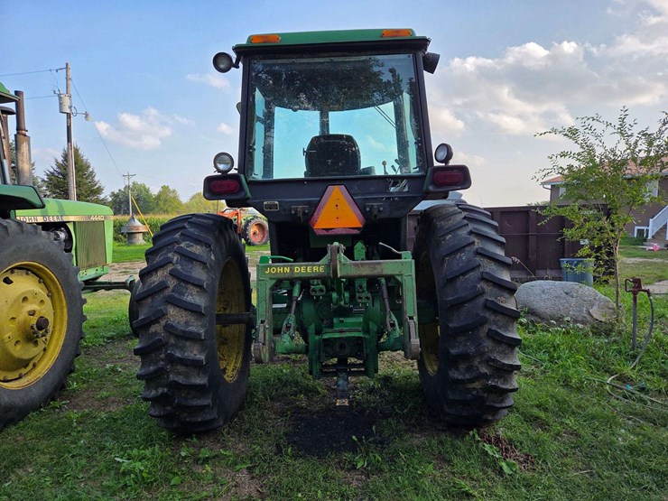 1980-john-deere-4440-image-4