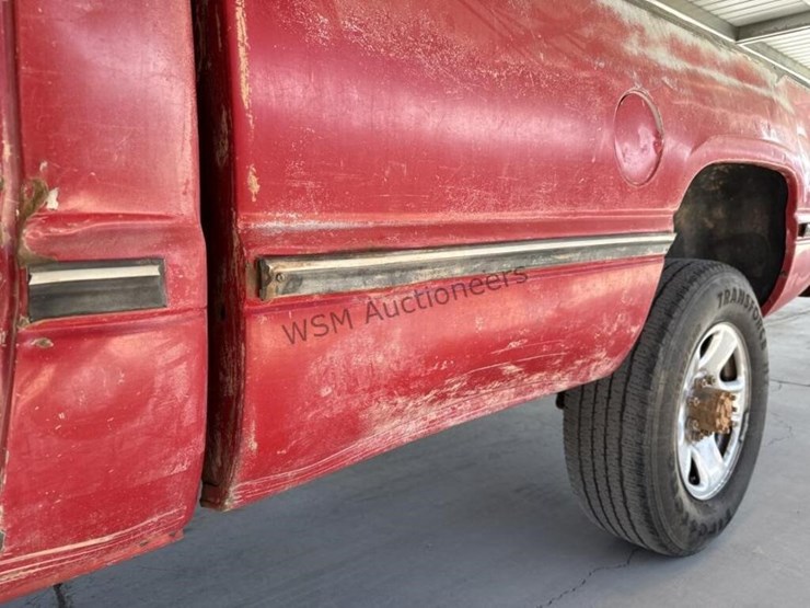 1994-dodge-ram-2500-image-24