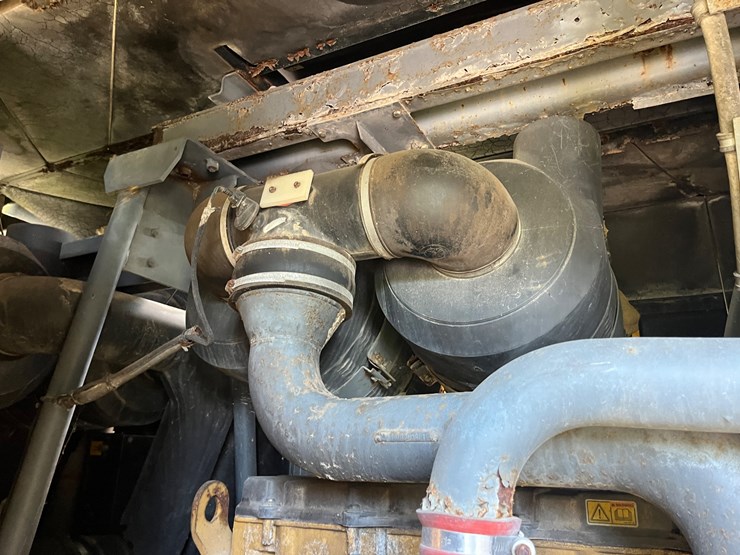 #104-•-atlas-copco-xahs-836-trailer-mounted-air-compressor-image-19