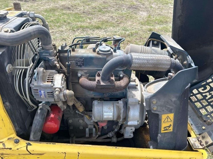 2017-bomag-bmp8500-image-8
