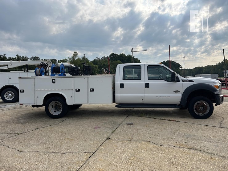 ford-f550-image-5