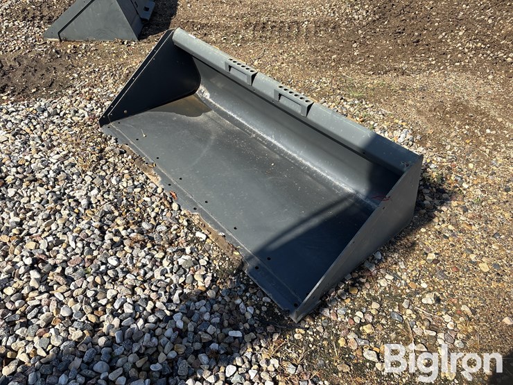 bobcat-74”-heavy-duty-skid-steer-bucket-image-1