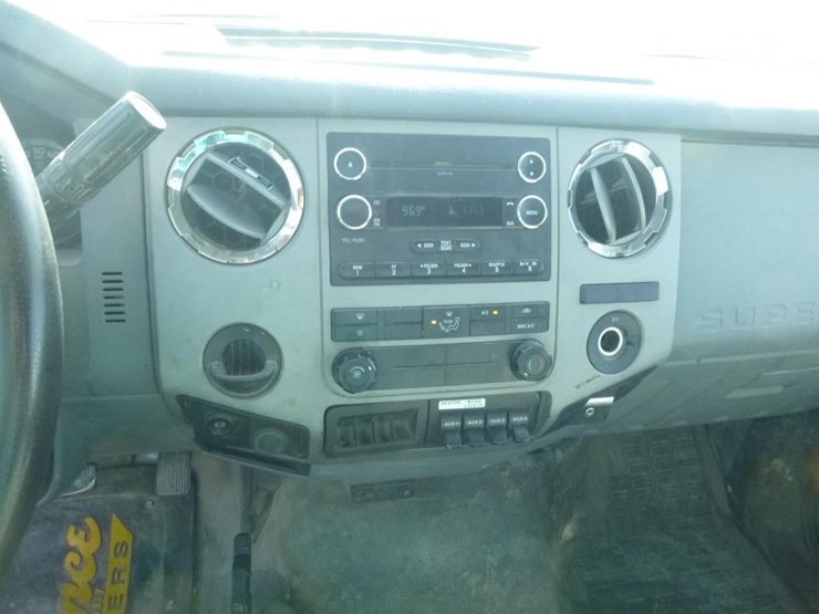 2017-ford-f650-image-14