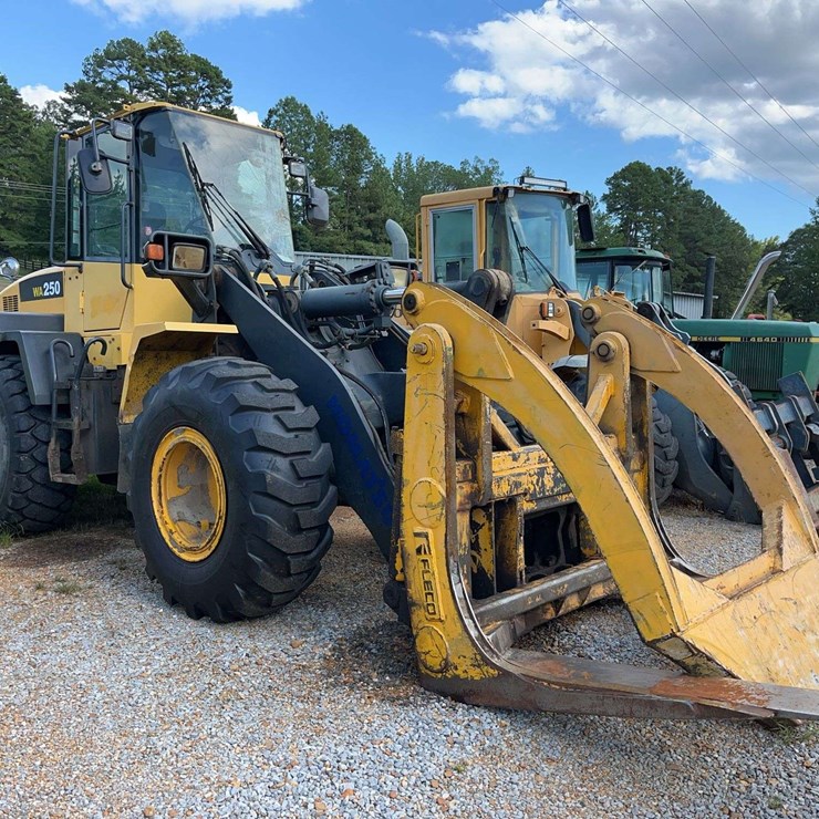2012 KOMATSU WA250