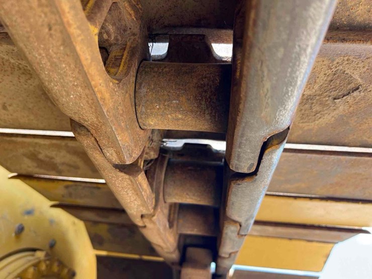 2019-caterpillar-d6n-lgp-image-13