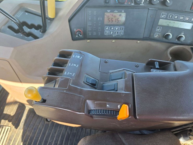 2000-john-deere-9400t-image-59