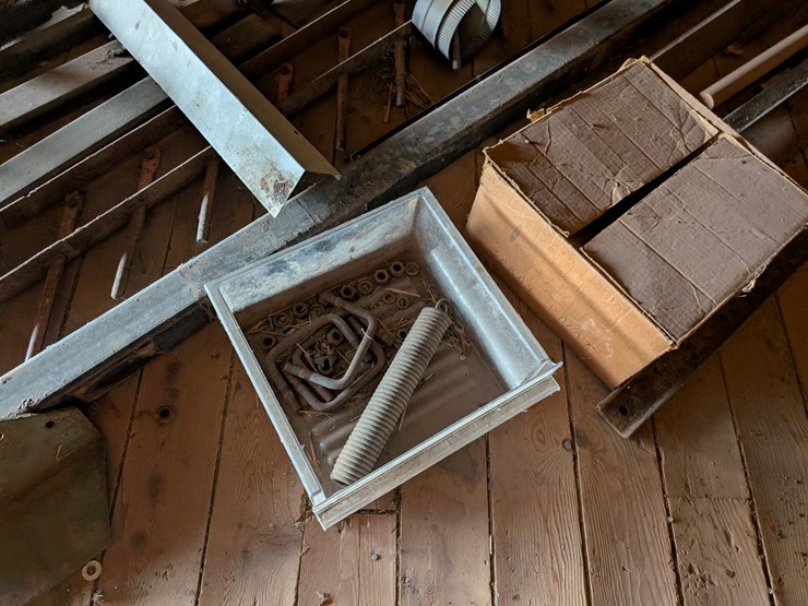 #3055-•-miscellaneous-iron-image-7