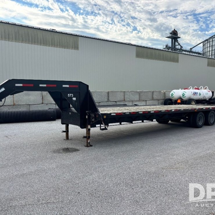 2006 PJ Gooseneck Trailer (GP11304, Unit 573)