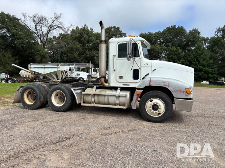 1999-freightliner-truck-(dr12135-unit-474)-image-3