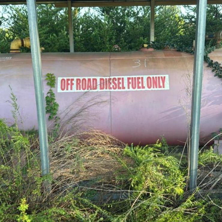 #157 • Round Fuel Tank