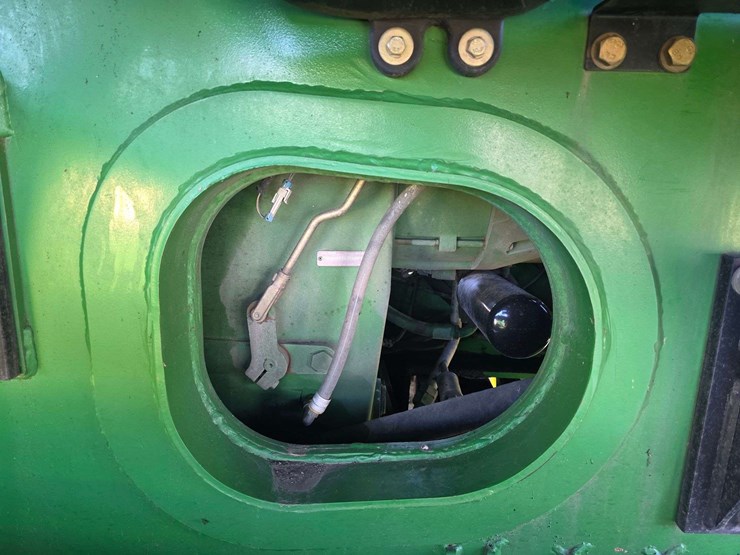 2000-john-deere-9400t-image-48