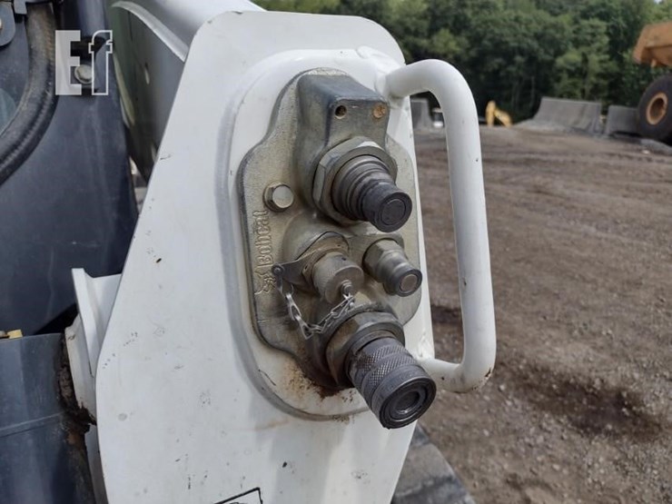 2018-bobcat-t595-image-17