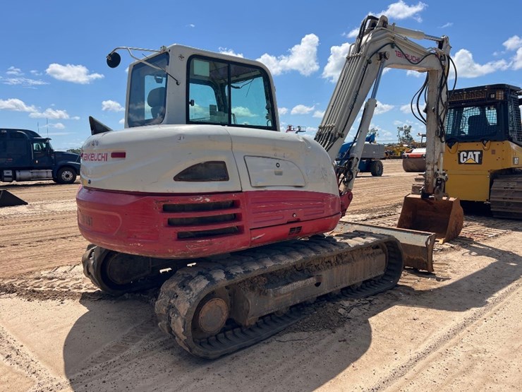 2018-takeuchi-tb290-image-4