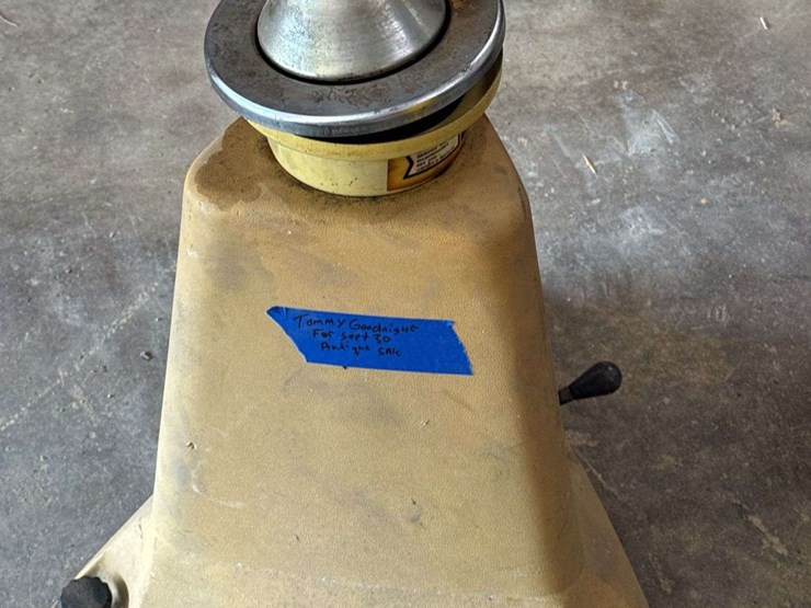 micro-wheel-balancer-image-4