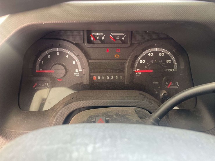 2010-ford-e450-image-42