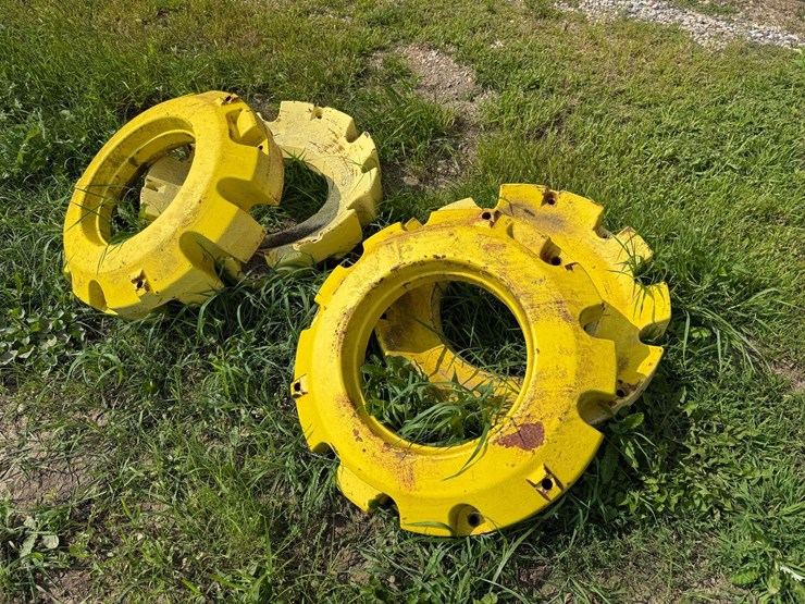 john-deere-8100-image-2