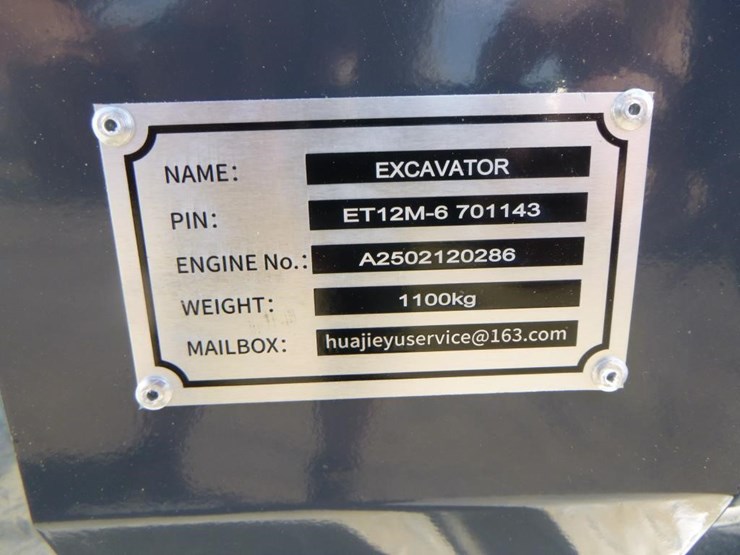 bttl-et12m-6-hydraulic-excavator-image-29