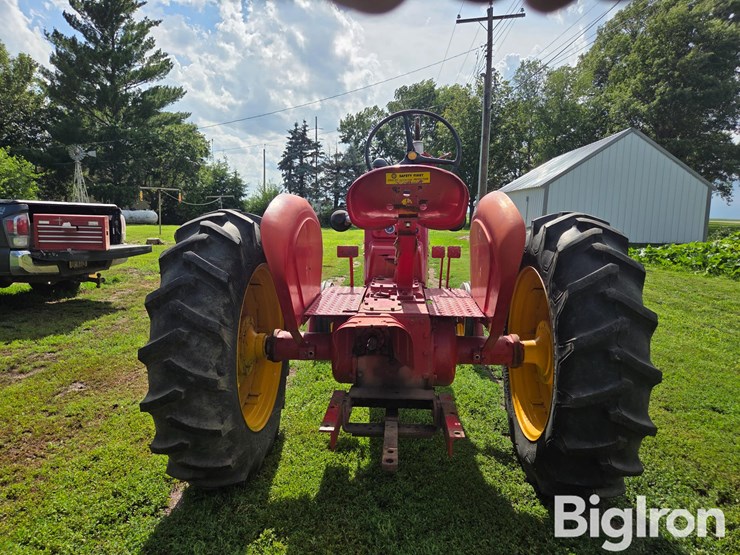 1949-massey-harris-22-image-6