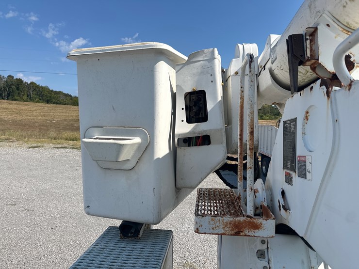 international-durastar-4300-image-13