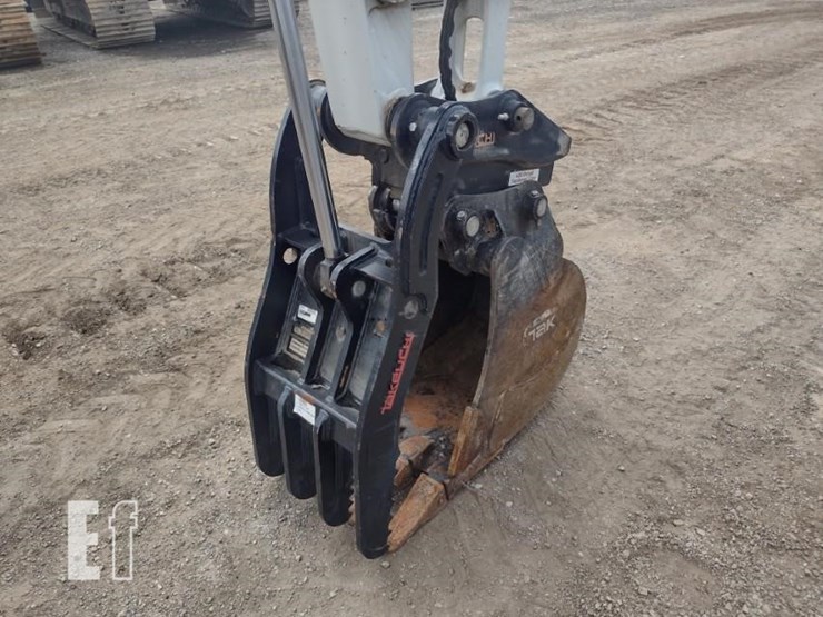 2022-takeuchi-tb290-image-18