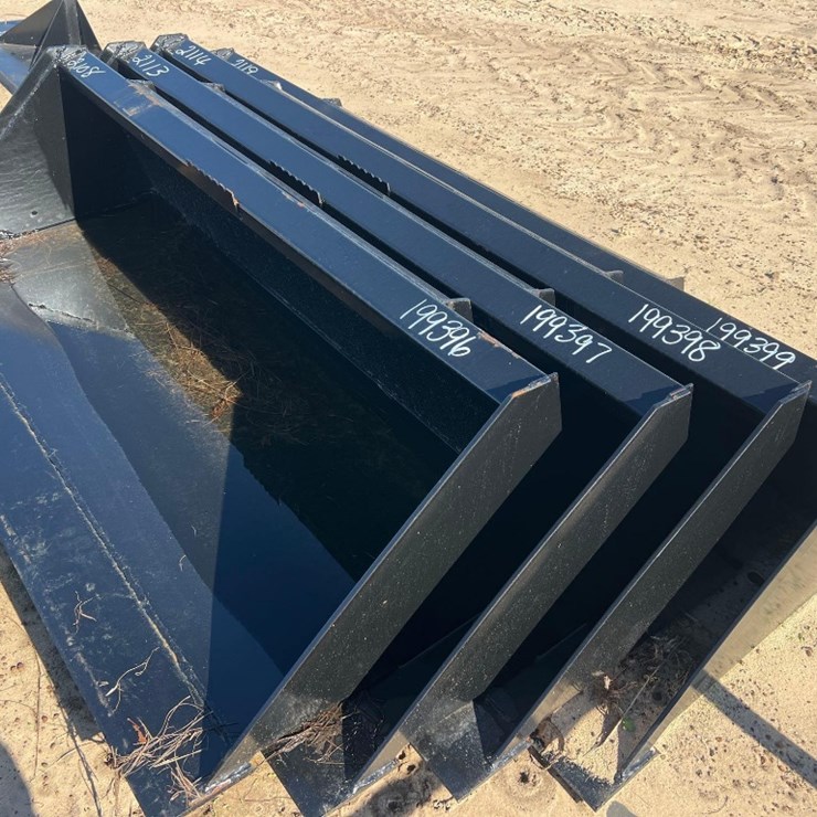 UNUSED SWICT 78" QUICK ATTACH BUCKET